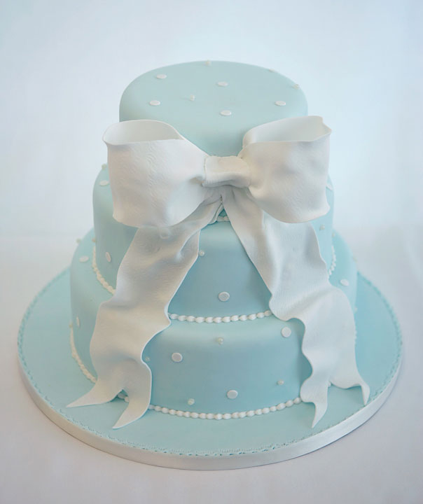 Tiffany Bow Inspired Wedding Cake